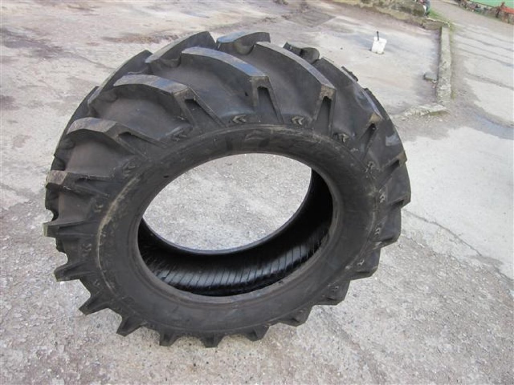 Reifen typu Dunlop 14,9x28, Gebrauchtmaschine w Aabenraa (Zdjęcie 1)
