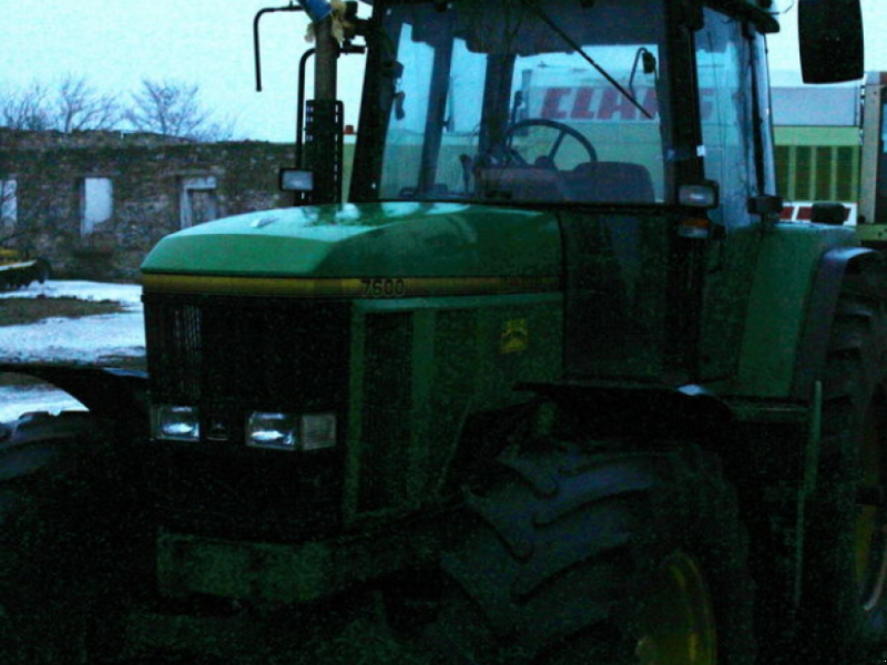 Oldtimer-Traktor typu John Deere 7600, Neumaschine w Миколаїв (Zdjęcie 1)